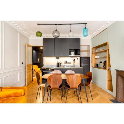Stylish apartment in the heart of Paris