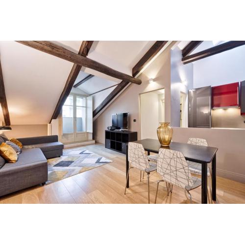 Stylish Apartment in the heart of Torino