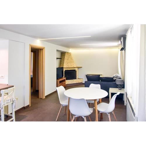 Stylish apartment in Vouliagmeni