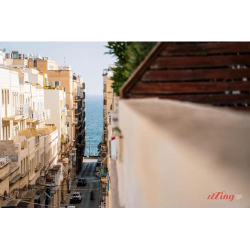 Stylish Apartment right by the Sliema Promenade