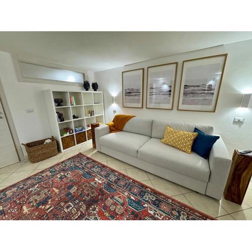 Stylish Apartment Steps from the Beach