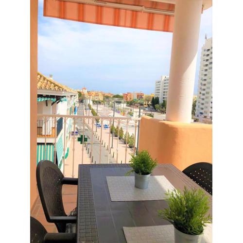 Stylish Apartment With Terrace Arroyo De La Miel