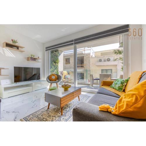 Stylish & Authentic 1BR with Terrace in Sliema by 360 Estates