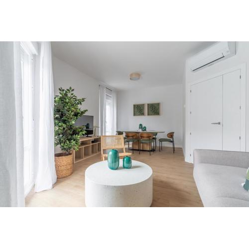 Stylish Central -4bedrooms 2bathrooms-Salamanca