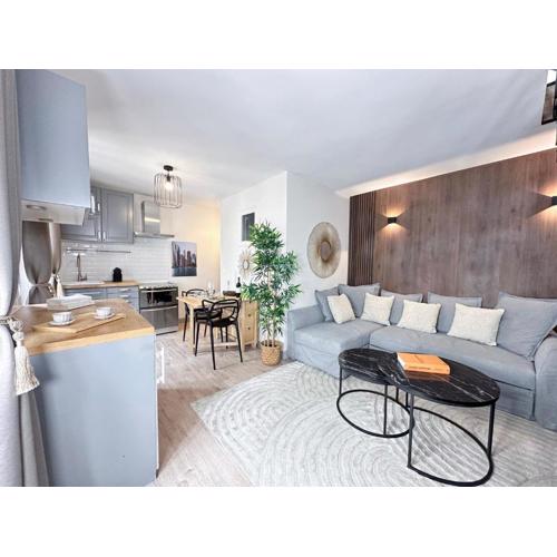 Stylish & Chic Duplex near Eiffel Tower