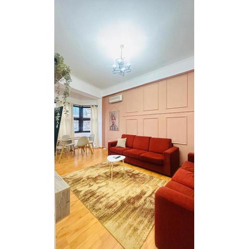 Stylish & Comfortable Apartment near City Center