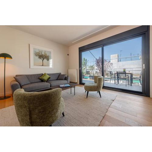 Stylish Contemporary Penthouse - Hip Athens Centre
