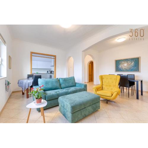 Stylish & Cosy 2BR Apt in the Heart of St\