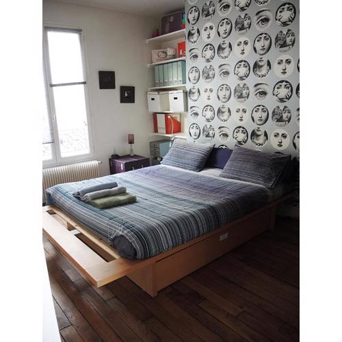 Stylish Flat with Balcony Facing South