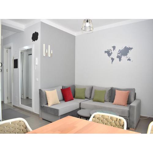 Stylish Holiday Apartment with Balcony