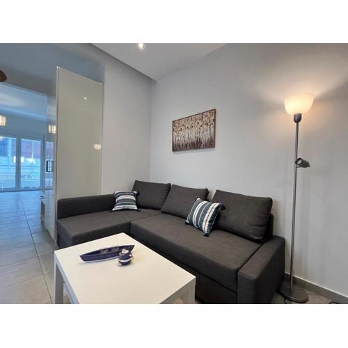 Stylish Omonoia Central Studio apartment