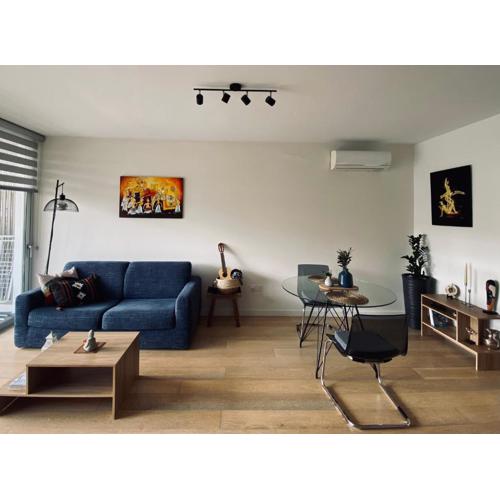 Stylish One-Bedroom in Engomi