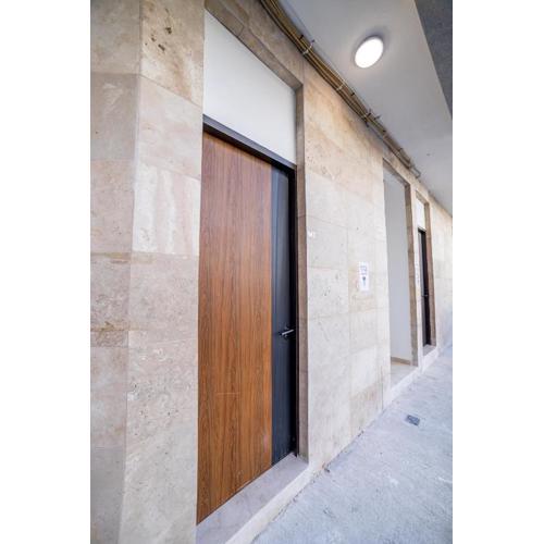 Stylish Private Entrance Maisonette 2 Bed