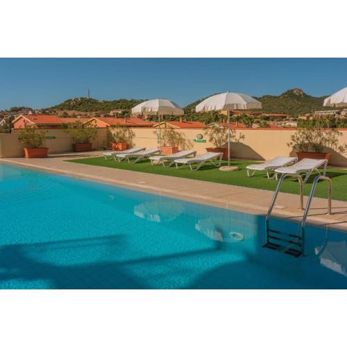 Stylish Residence Le Fontane 1 BedrApt B3 sleeps 3