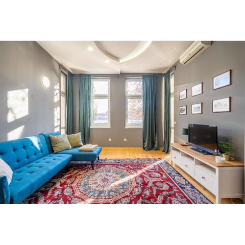 Stylish Stay - 2BDR, 2BTHR+ Free Parking