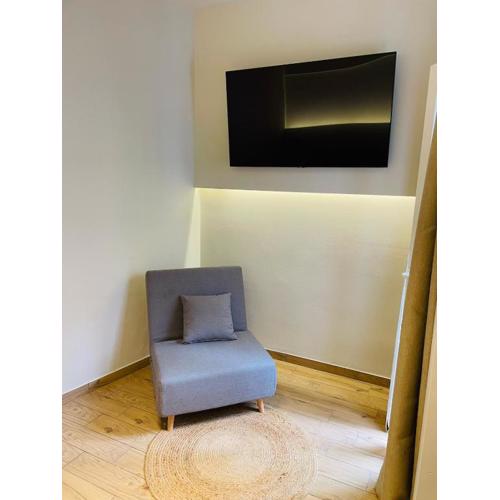 Stylish studio!