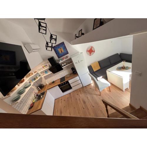stylish three bed condo