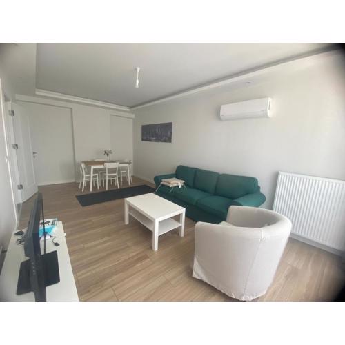 Suadiye Bostanci Luxury 2 Bedroom Apartment with Pool