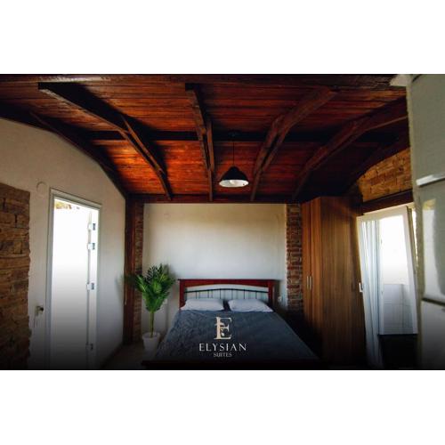 Suite 2nd Floor & Rooftop 6