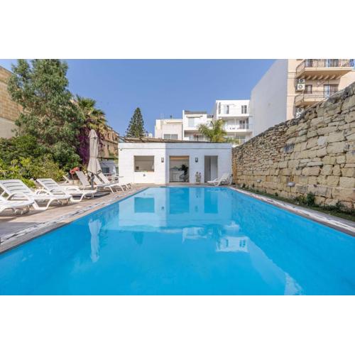 Suite 7 at Palazzo Seraphim Boutique living in St Julians