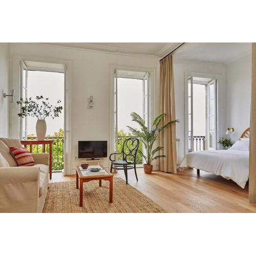 Suite By Alfonso XII