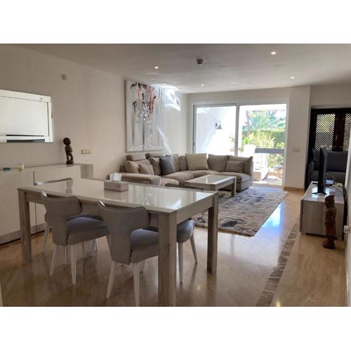 Suite F down Incosol Rio Real Marbella