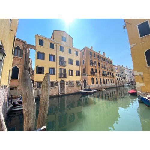 Suite House new apartments wi fi Venice island