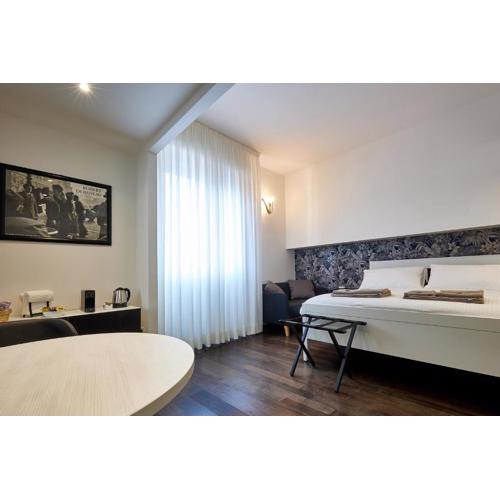 Suite in Town