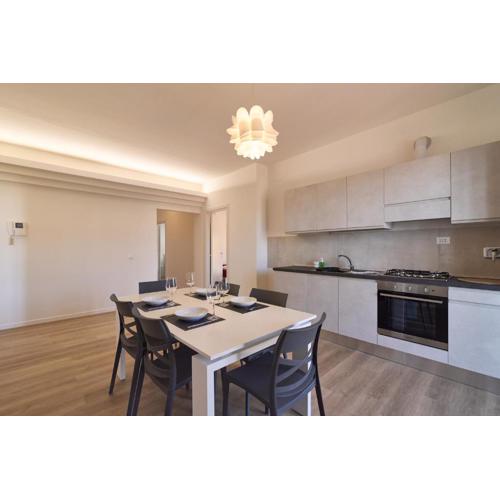 Suite n5 - Attico centrale con vista e parcheggio