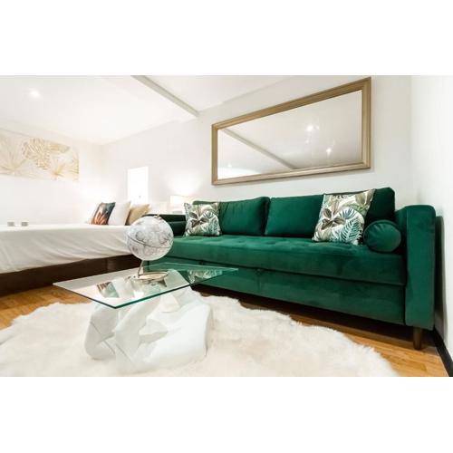 SUITE PIENO CENTRO - 5 min Acquario