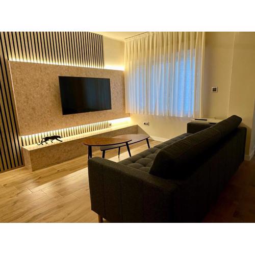 SUITE PLAYA GIJON CENTRO II, a estrenar, 5 huéspedes VUT-5248-AS