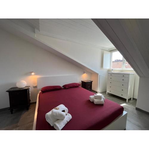 Suite The Roof - Host by Traveller\