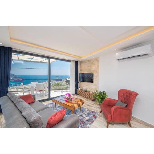 Suite with sea views