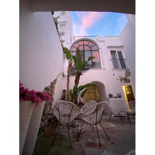 Suites Edivino Design Capri