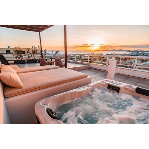 Suites with magical view & jacuzzi