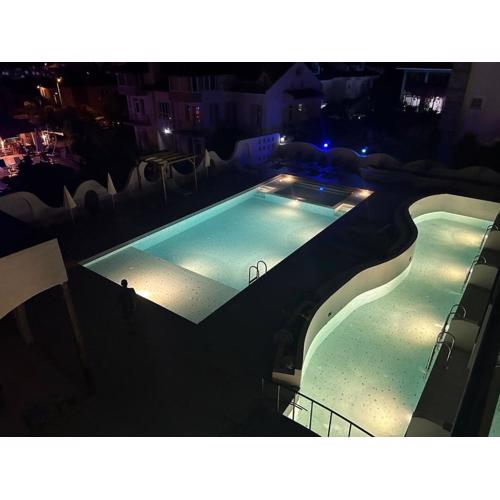 Suites with private pools