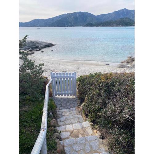 SUL MARE SARDEGNA VILLA MERCEDES