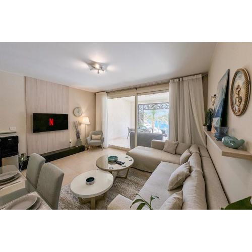 Summer Breeze 2 BDR Pool Sea View Mangroovy