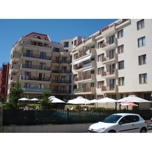 Summer Breeze Apartments
