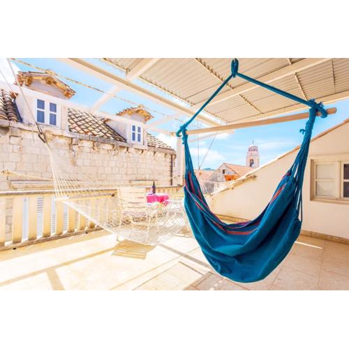 Summer Dream Old City Apartment