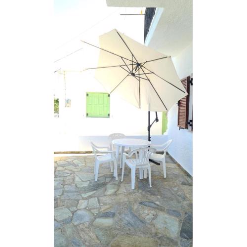 SUMMER HOUSE IN SKYROS ISLAND
