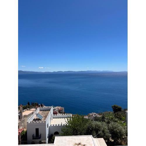 summer view gythio