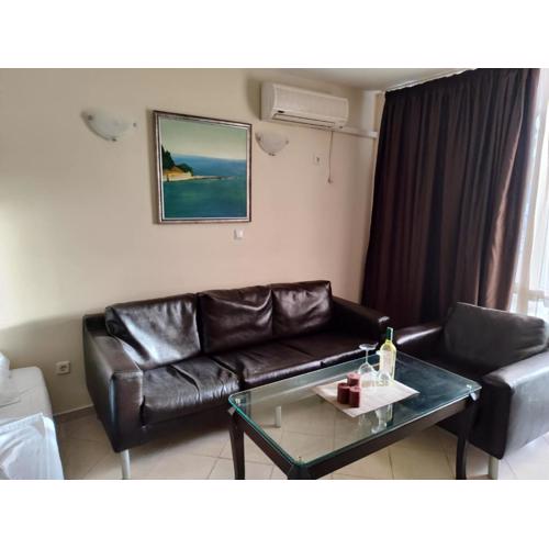 Sun Palace Home Apartments