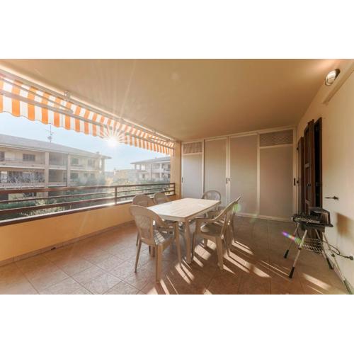 Sunflower Apartment - trilocale con piscina, terrazza e wifi