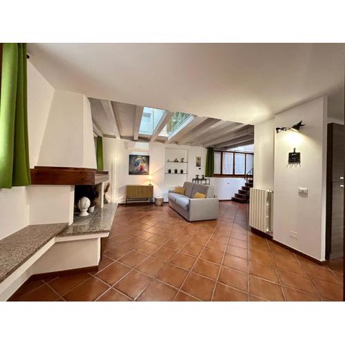 SUNFLOWER APARTMENT