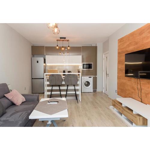 Sunny 1BD Flat in St Constantine & Helena Complex by Flat Mаnаger