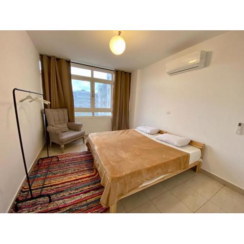 Sunny Air Condition Home and Wifi