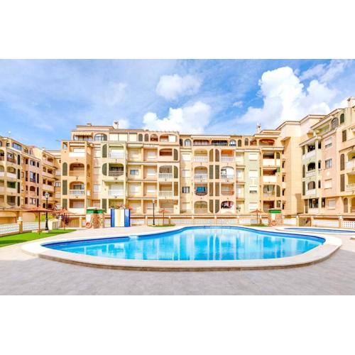 Sunny Apartment in Torrevieja