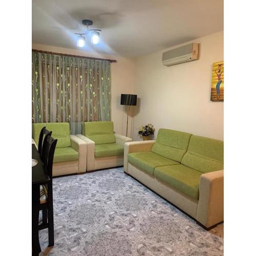 Sunny Balcony Retreat Pogradec