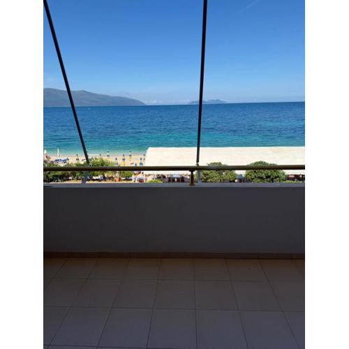Sunny beach Jonufer